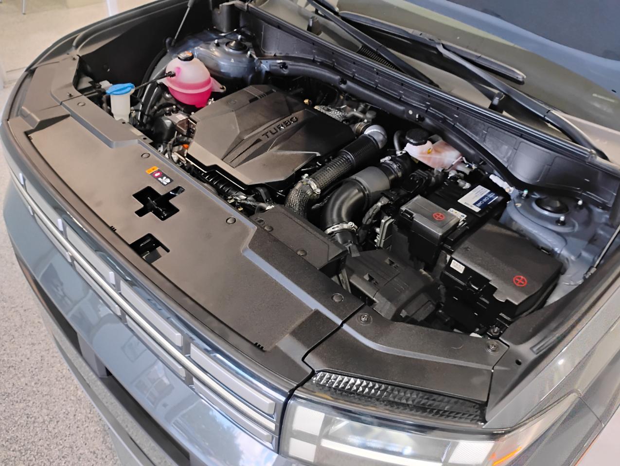 Hyundai Santa Fe SEL 2025