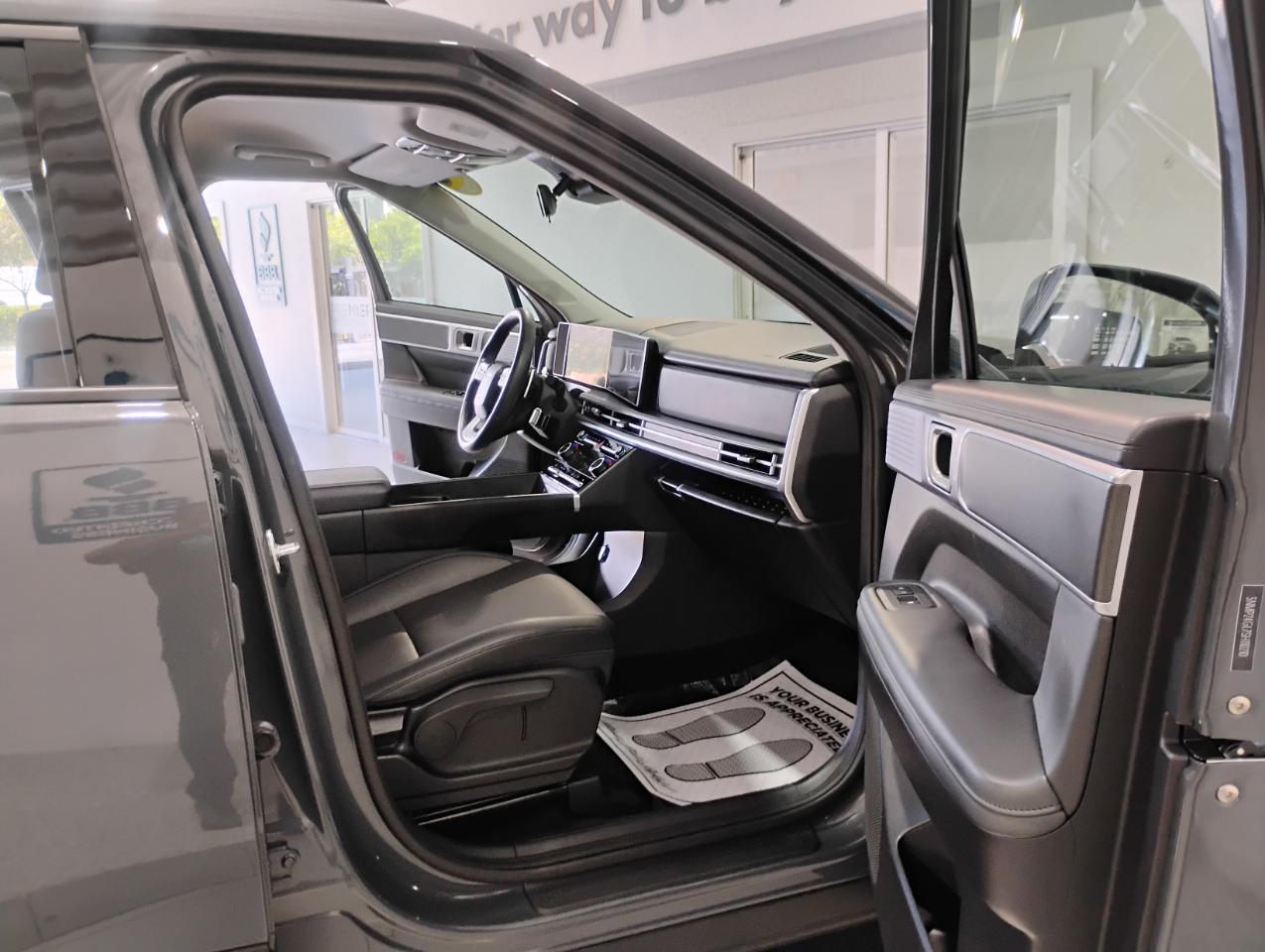 Hyundai Santa Fe SEL 2025