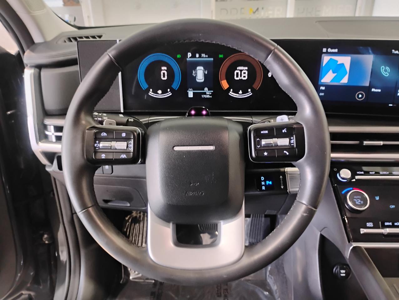 Hyundai Santa Fe SEL 2025