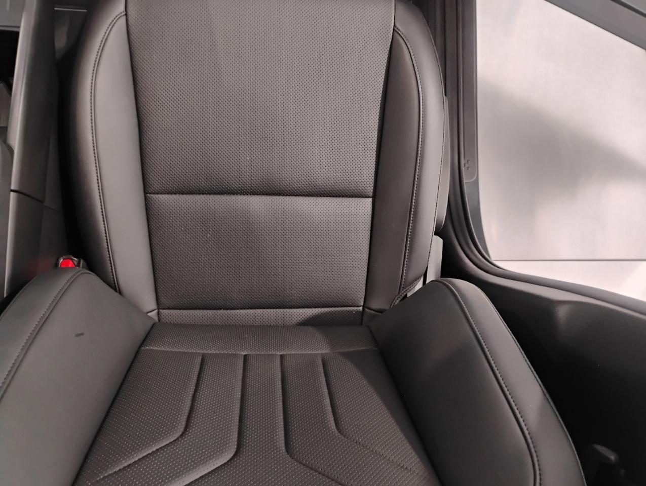 Hyundai Santa Fe SEL 2025