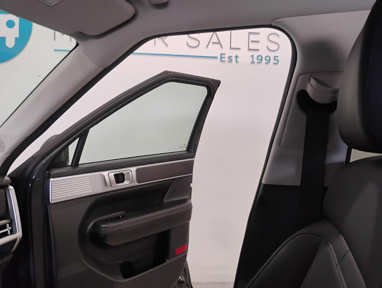 Hyundai Santa Fe SEL 2025
