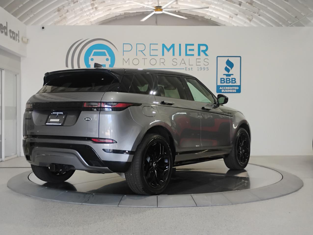 Land Rover Range Rover Evoque R-Dynamic SE 2023