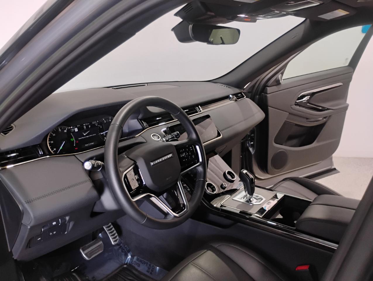 Land Rover Range Rover Evoque R-Dynamic SE 2023