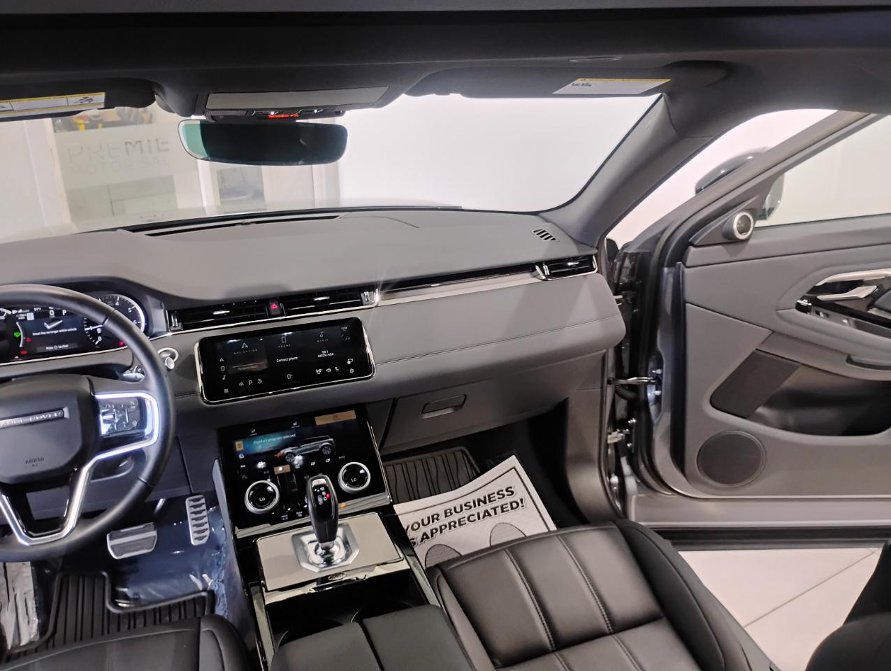 Land Rover Range Rover Evoque R-Dynamic SE 2023