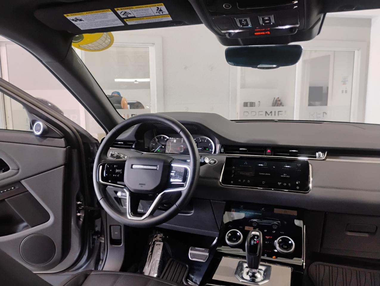 Land Rover Range Rover Evoque R-Dynamic SE 2023
