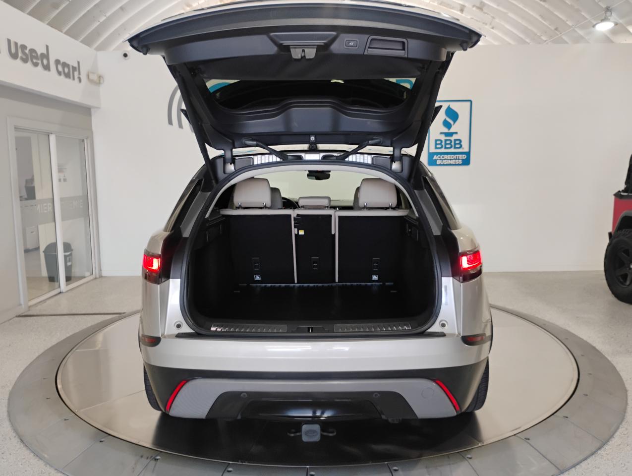 Land Rover Range Rover Velar S 2018