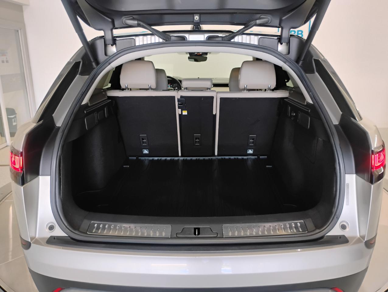 Land Rover Range Rover Velar S 2018