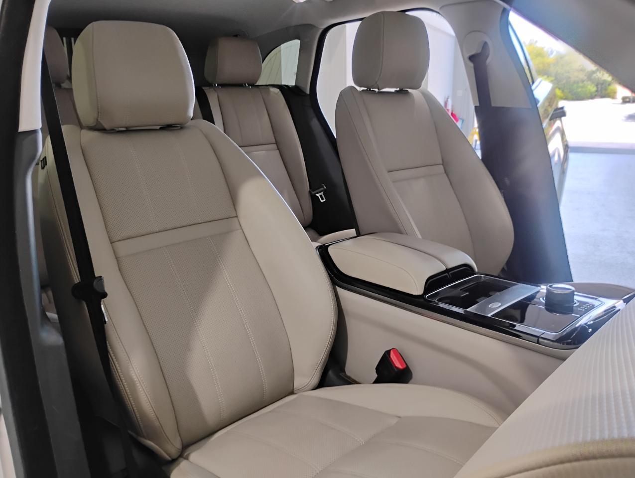 Land Rover Range Rover Velar S 2018