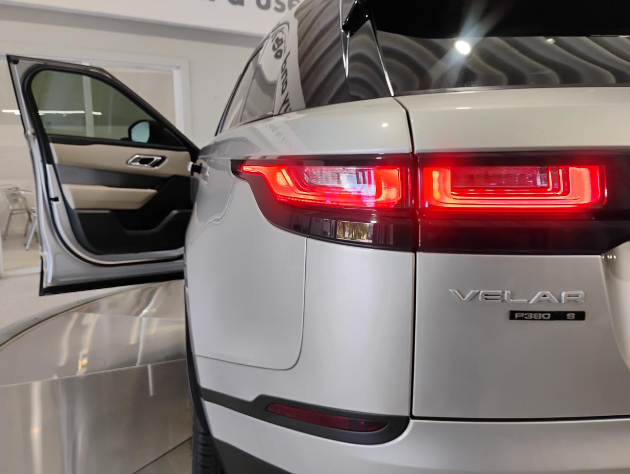 Land Rover Range Rover Velar S 2018