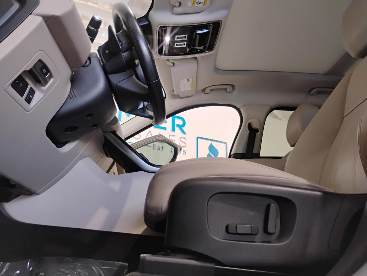 Land Rover Range Rover Velar S 2018