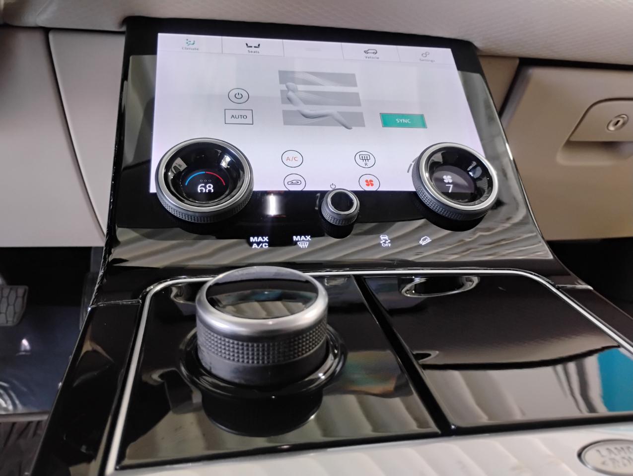 Land Rover Range Rover Velar S 2018