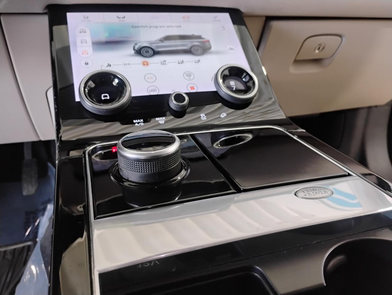 Land Rover Range Rover Velar S 2018