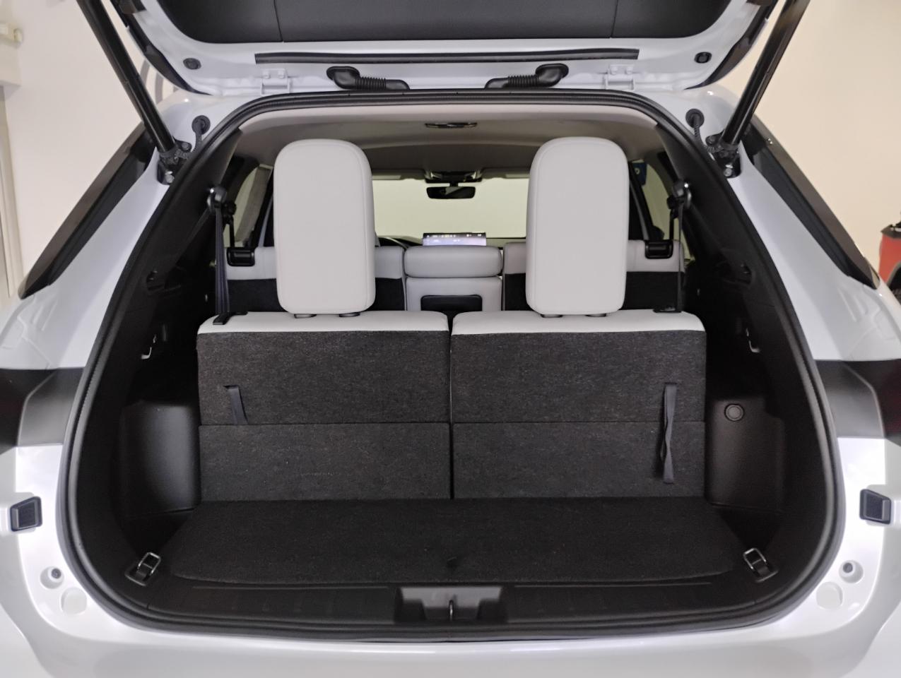 Mitsubishi Outlander SE 2WD 2025