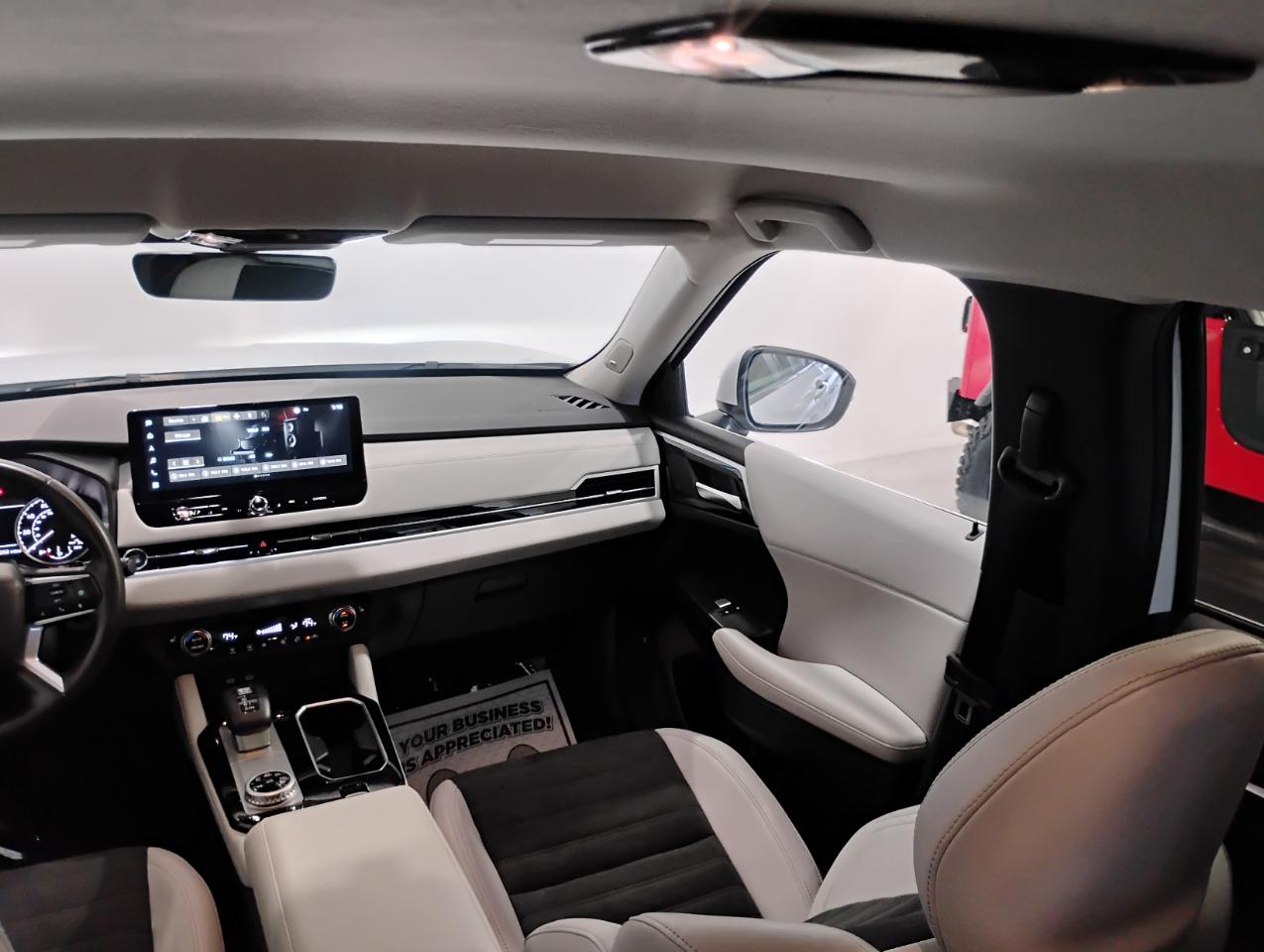 Mitsubishi Outlander SE 2WD 2025
