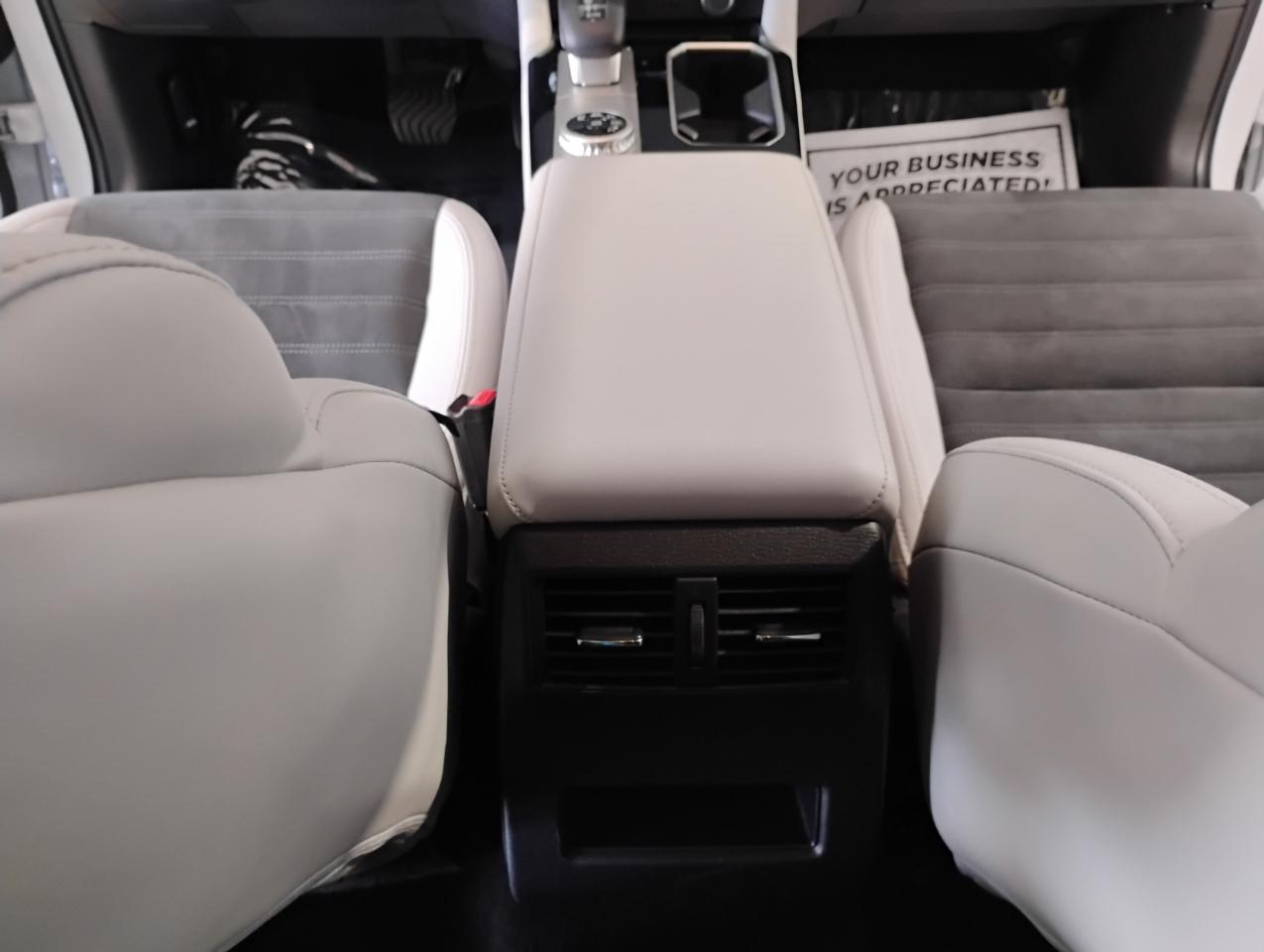 Mitsubishi Outlander SE 2WD 2025