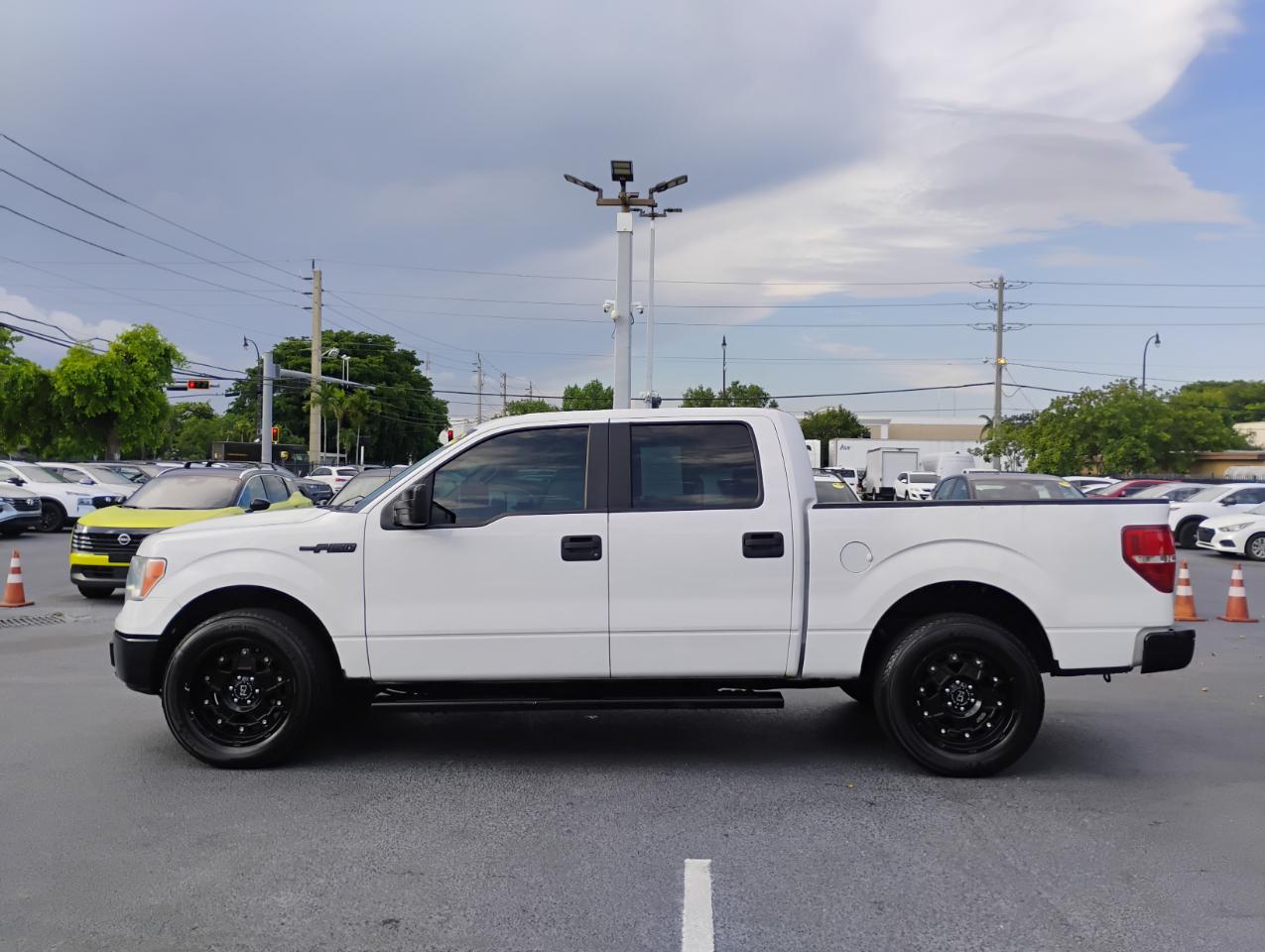 Ford F-150 Lariat SuperCrew 6.5-ft. Bed 2WD 2013