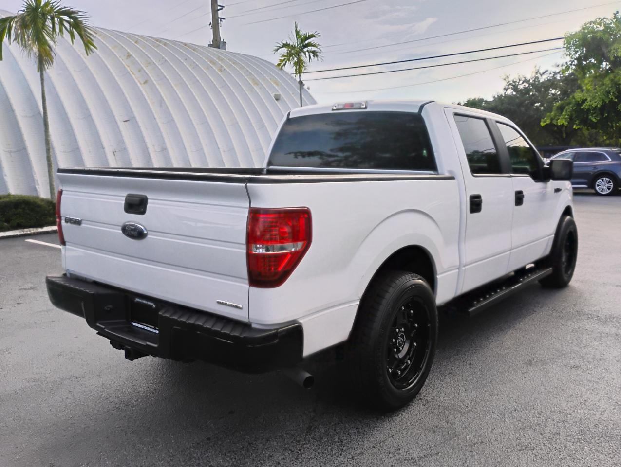 Ford F-150 Lariat SuperCrew 6.5-ft. Bed 2WD 2013