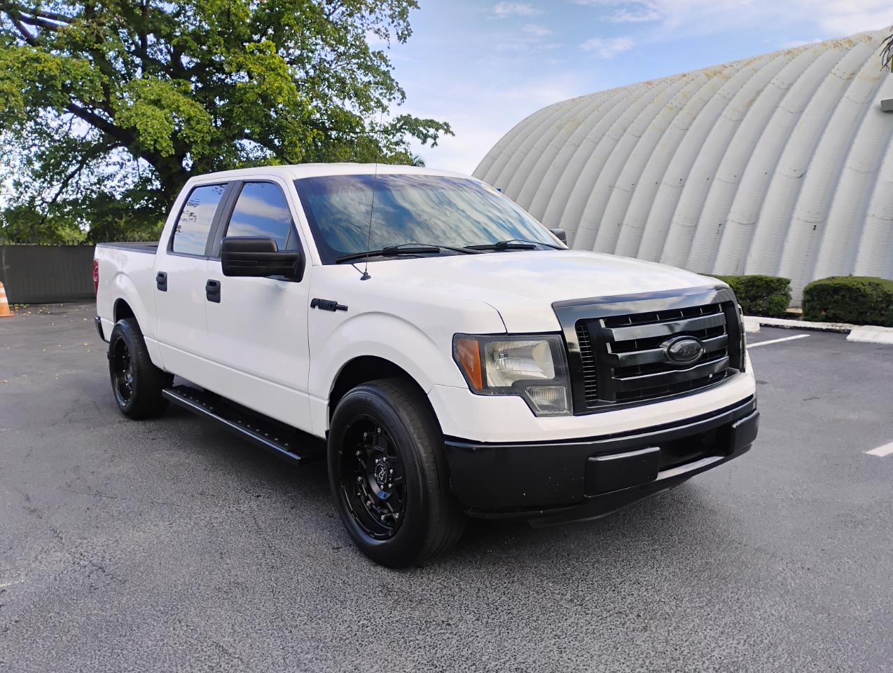 Ford F-150 Lariat SuperCrew 6.5-ft. Bed 2WD 2013