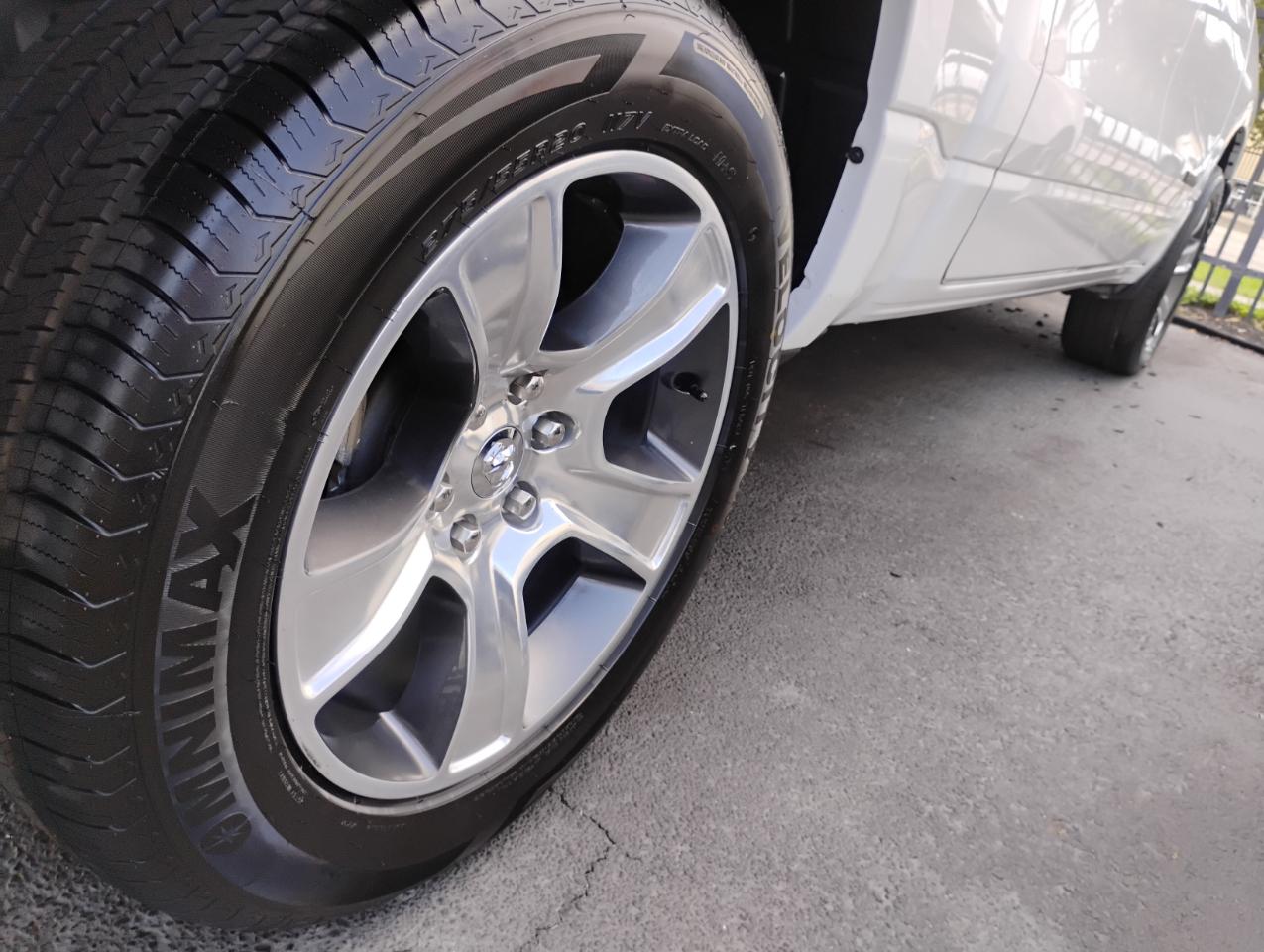 RAM 1500 Tradesman Crew Cab SWB 2WD 2025