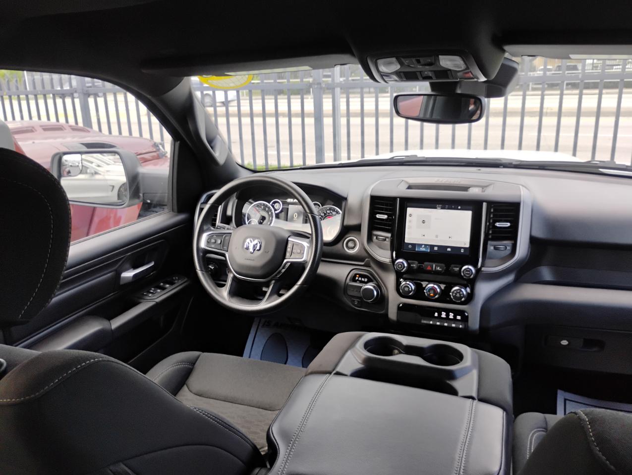 RAM 1500 Tradesman Crew Cab SWB 2WD 2025