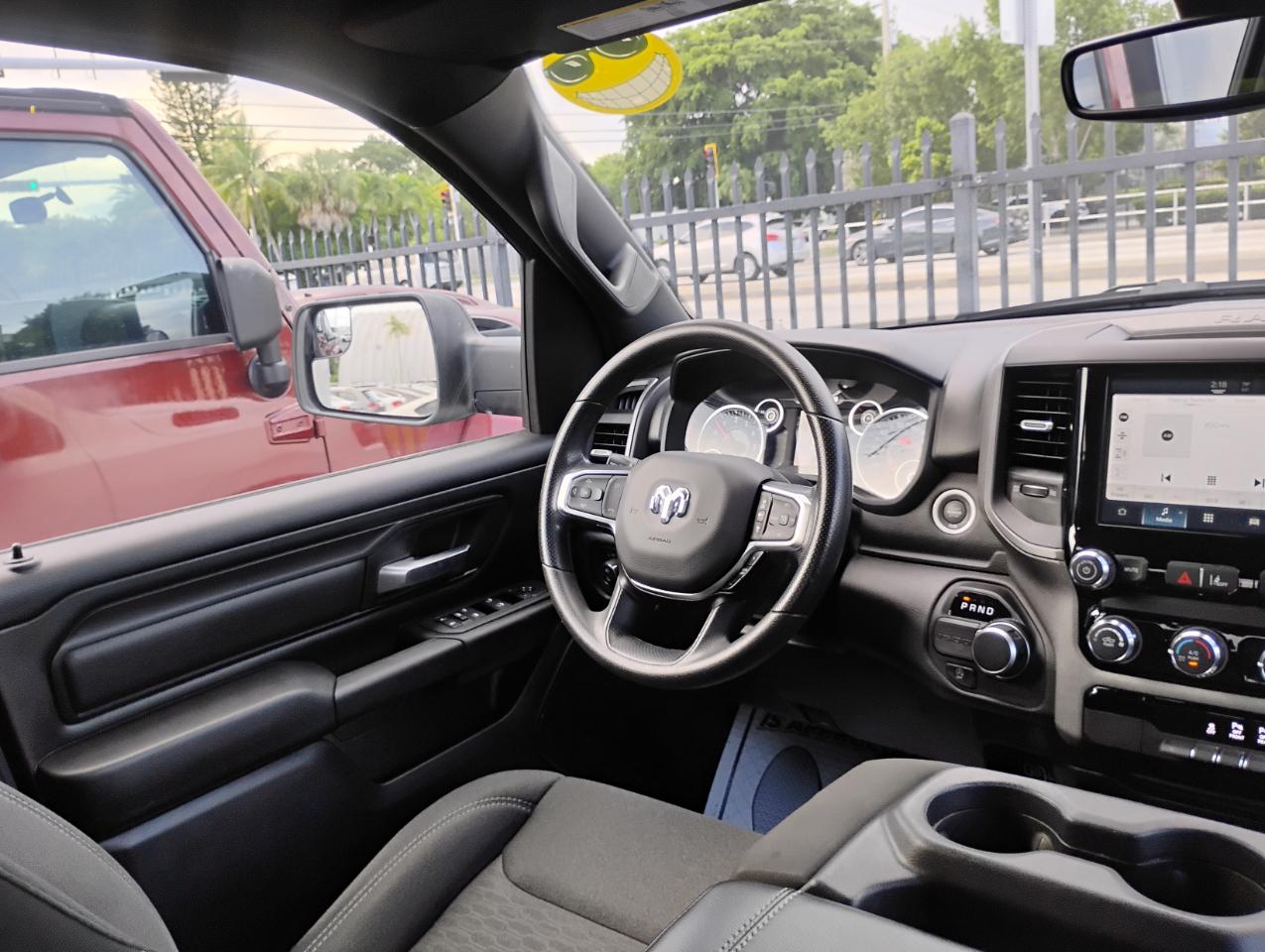 RAM 1500 Tradesman Crew Cab SWB 2WD 2025