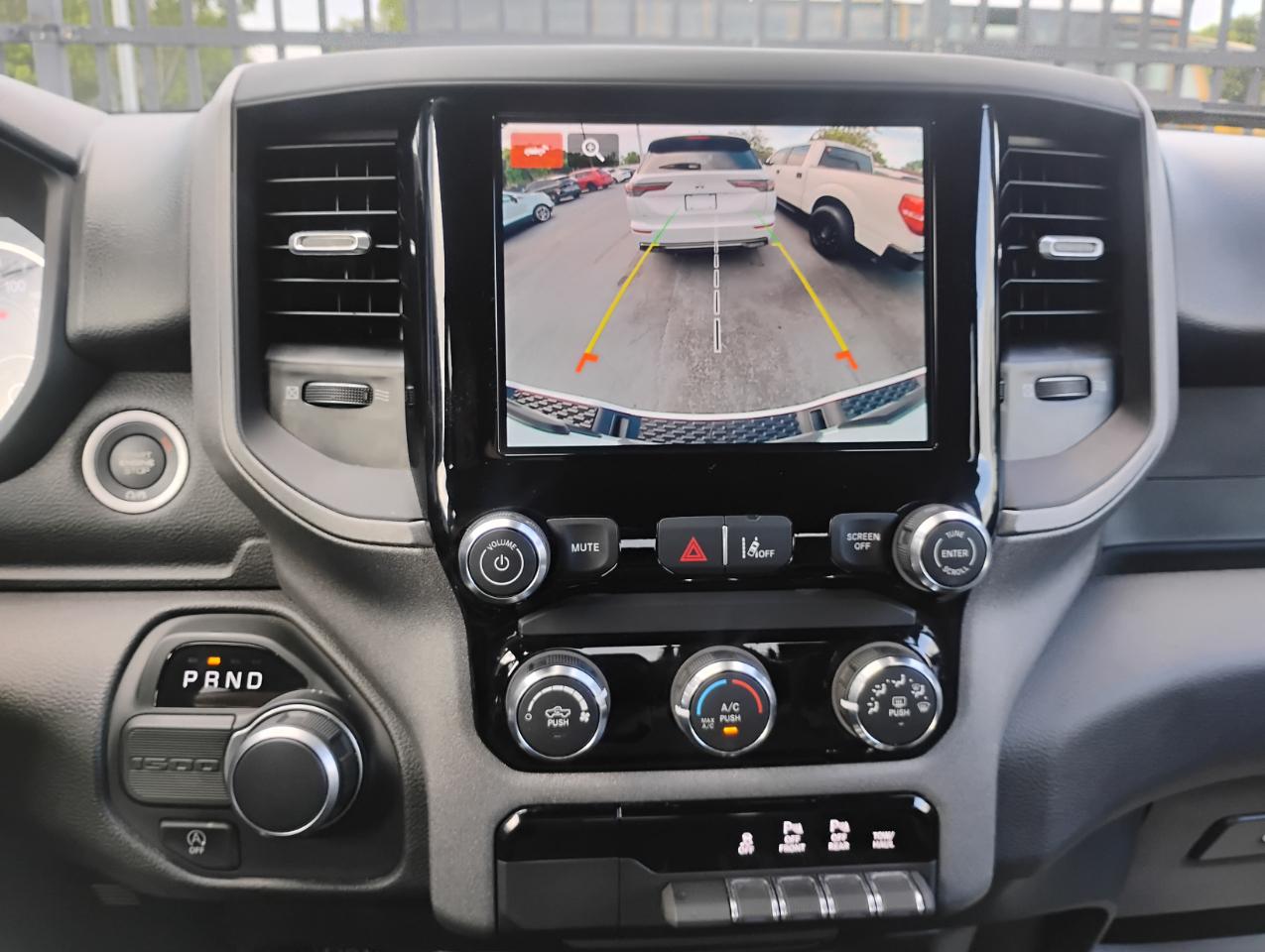 RAM 1500 Tradesman Crew Cab SWB 2WD 2025