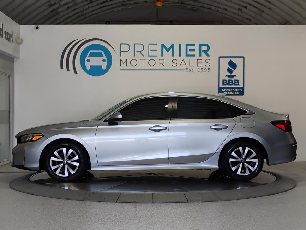 Honda Civic LX Sedan CVT 2025