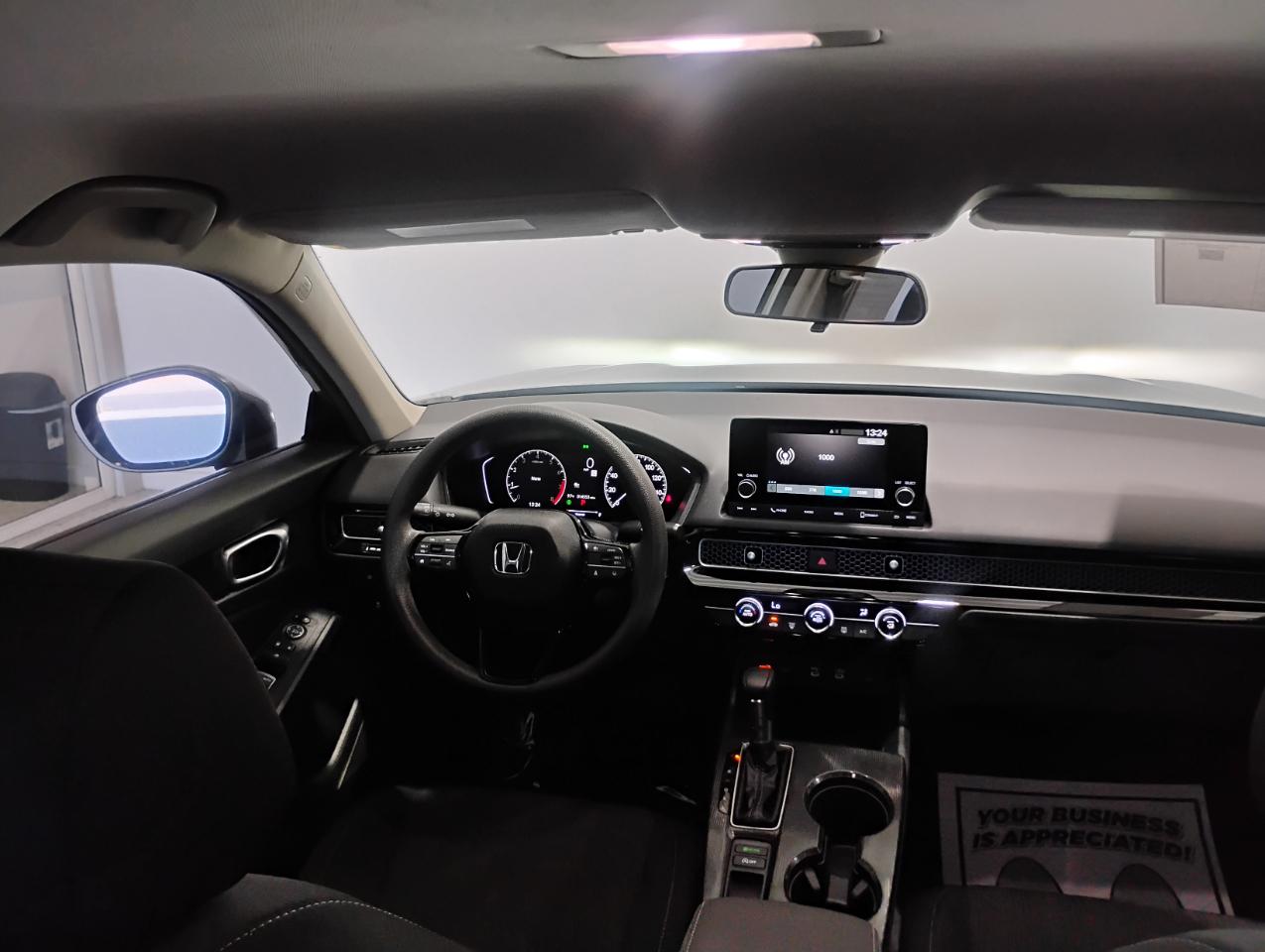 Honda Civic LX Sedan CVT 2025
