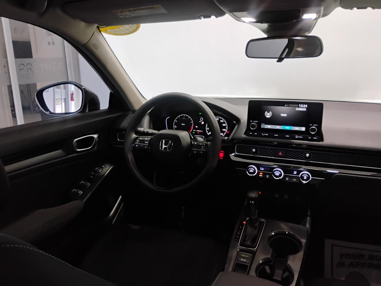 Honda Civic LX Sedan CVT 2025