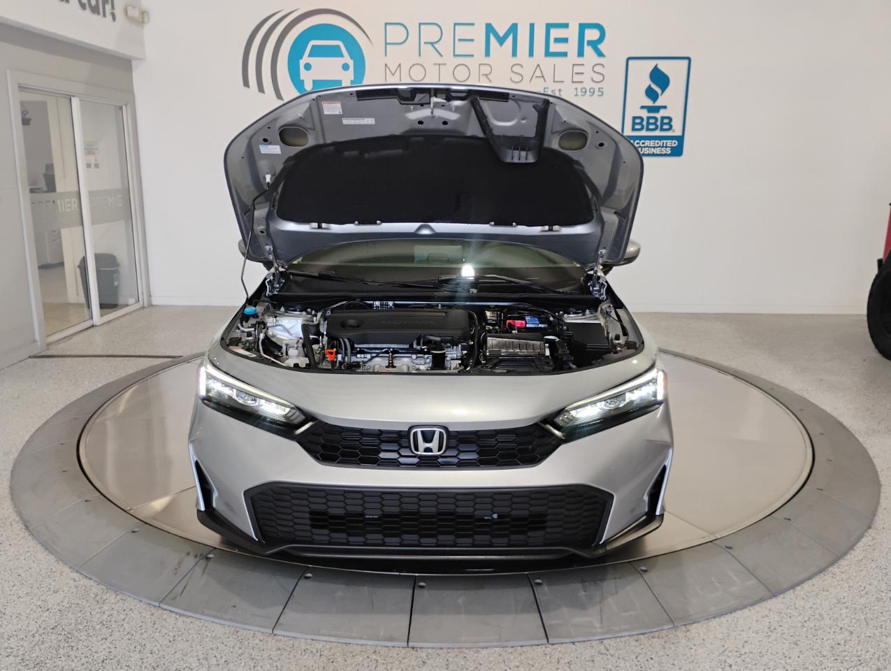 Honda Civic LX Sedan CVT 2025