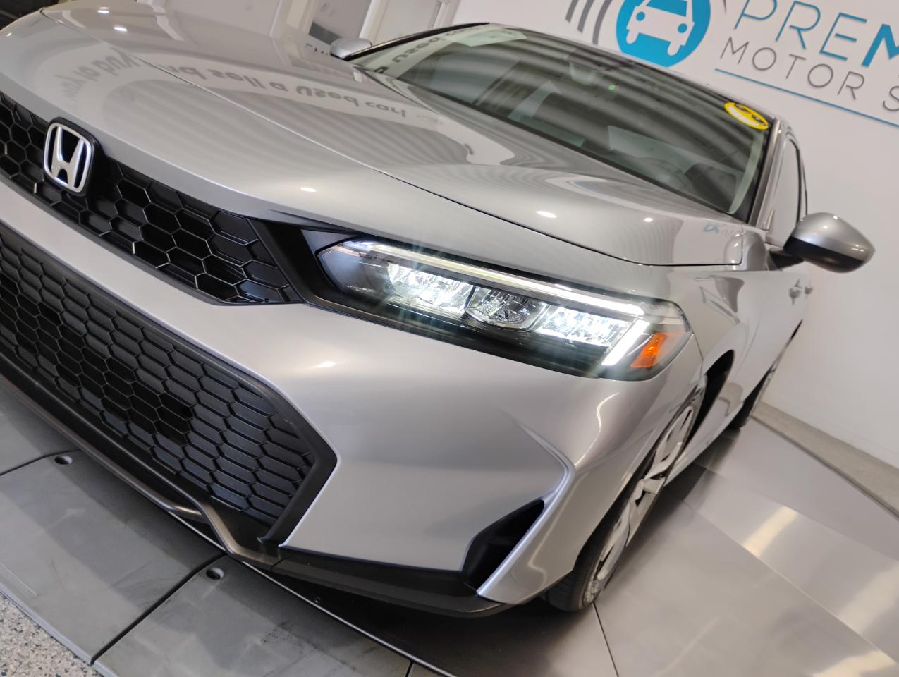 Honda Civic LX Sedan CVT 2025