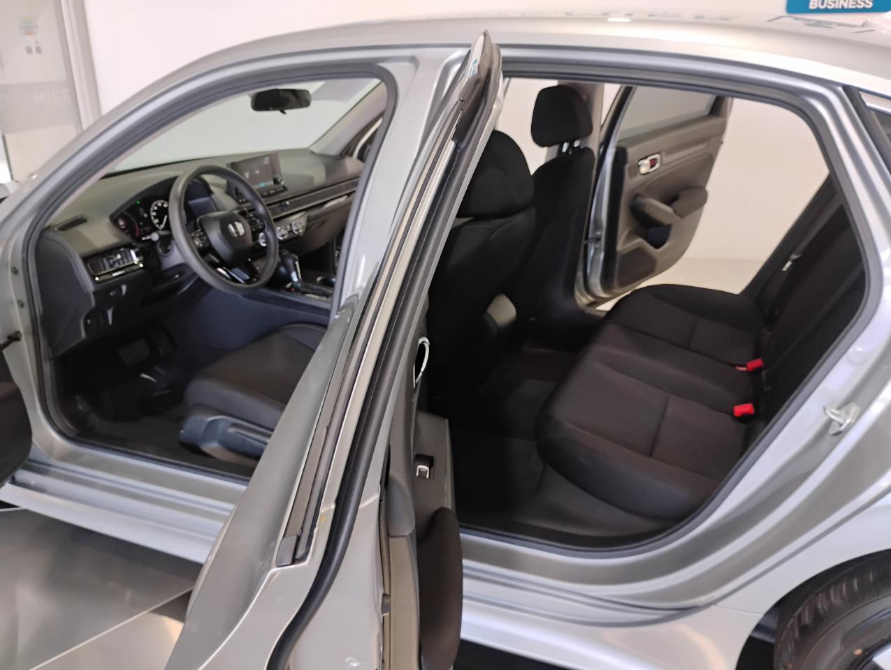 Honda Civic LX Sedan CVT 2025