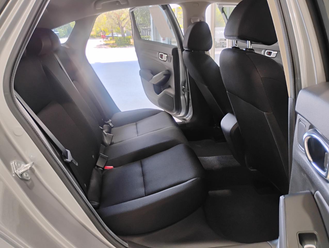 Honda Civic LX Sedan CVT 2025