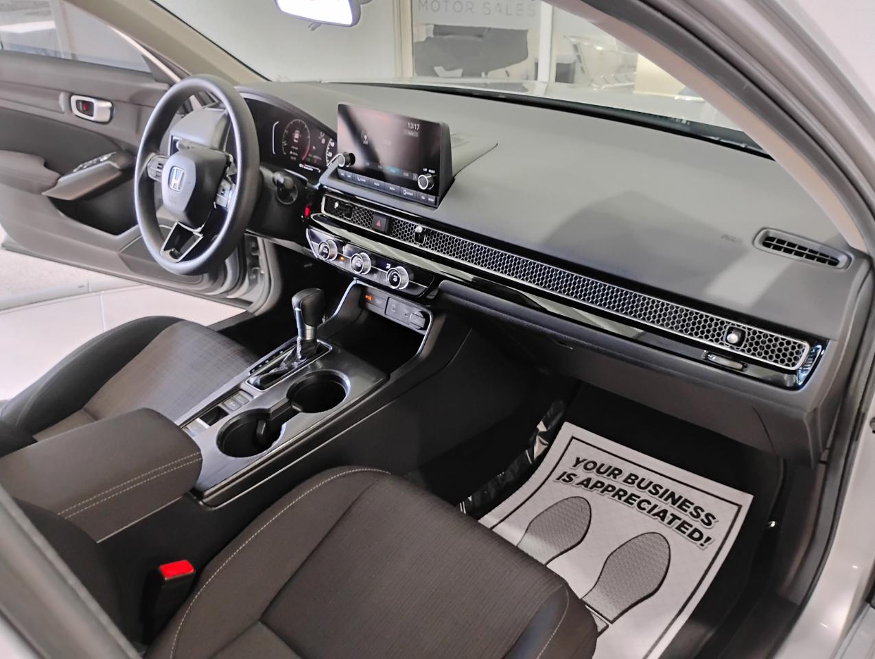Honda Civic LX Sedan CVT 2025
