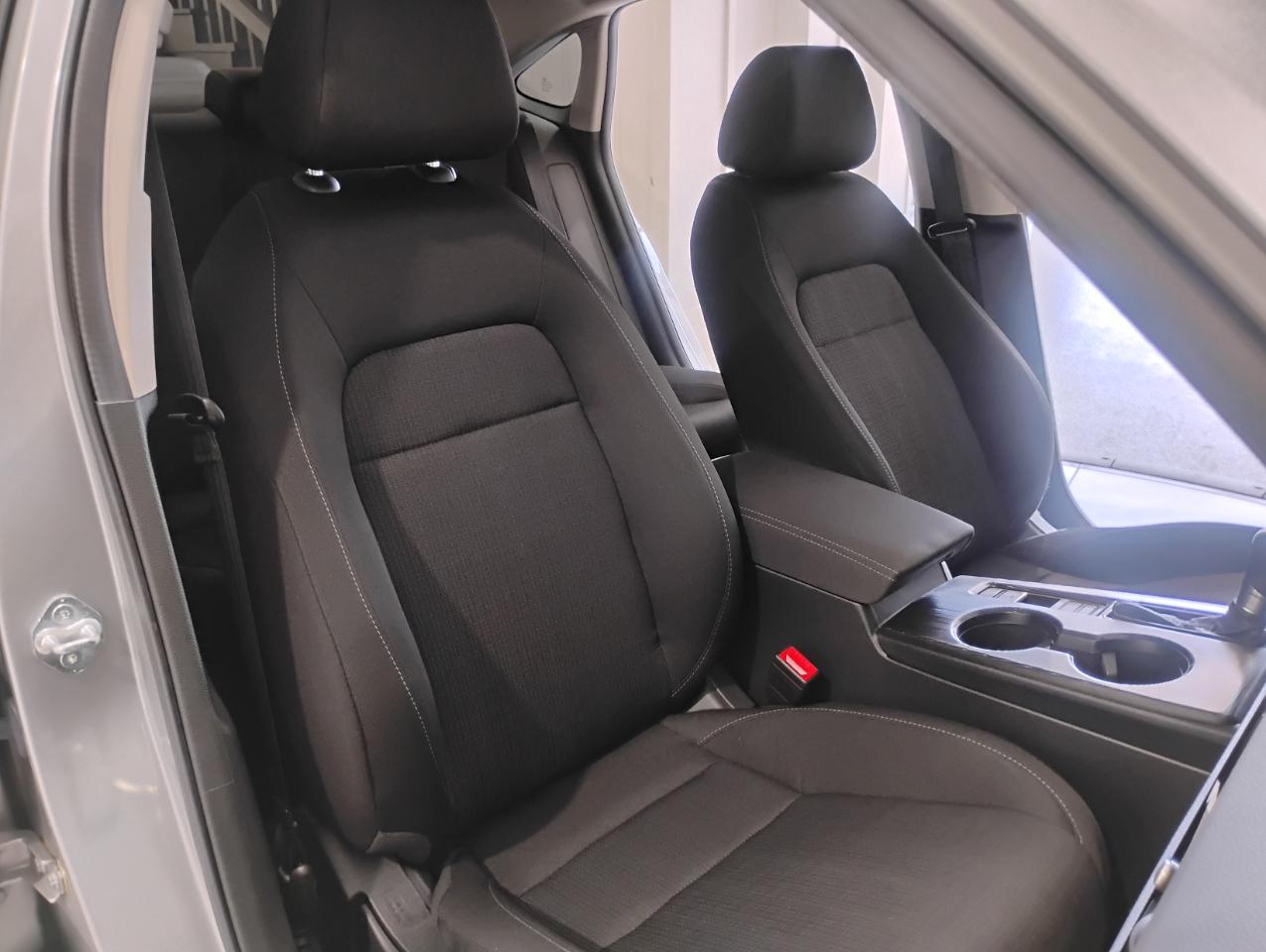 Honda Civic LX Sedan CVT 2025