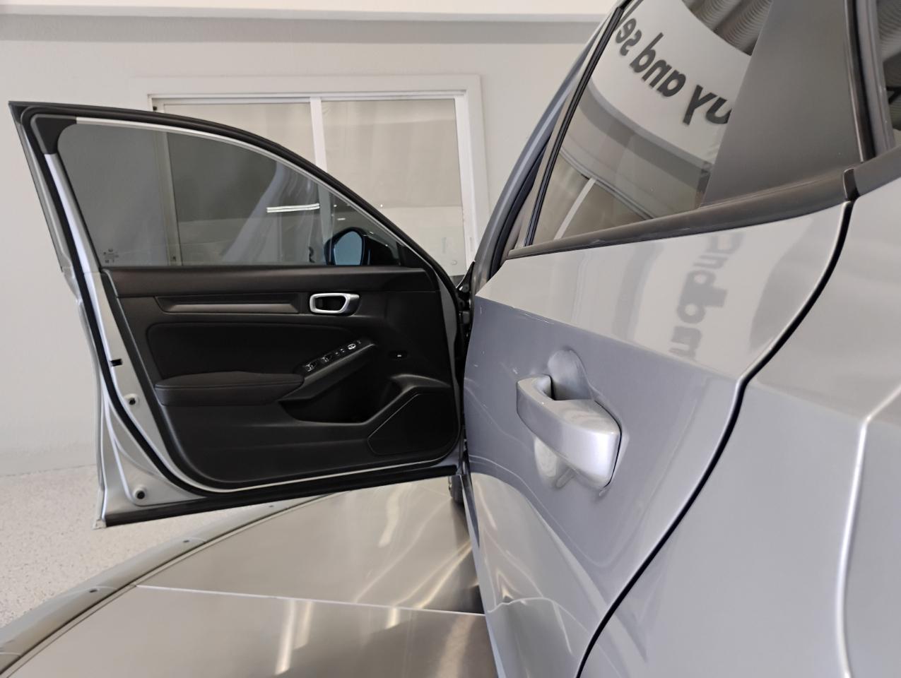 Honda Civic LX Sedan CVT 2025
