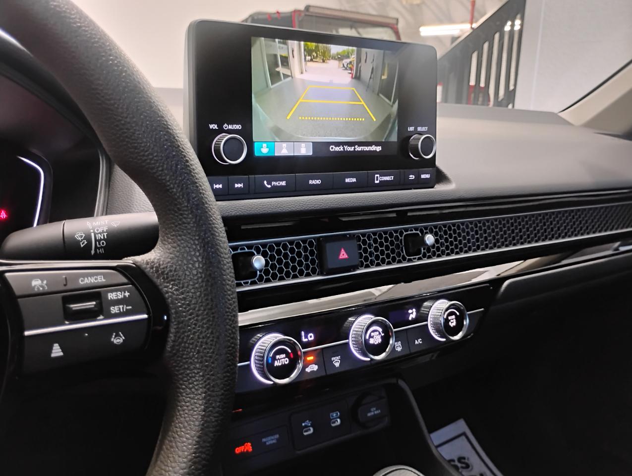 Honda Civic LX Sedan CVT 2025