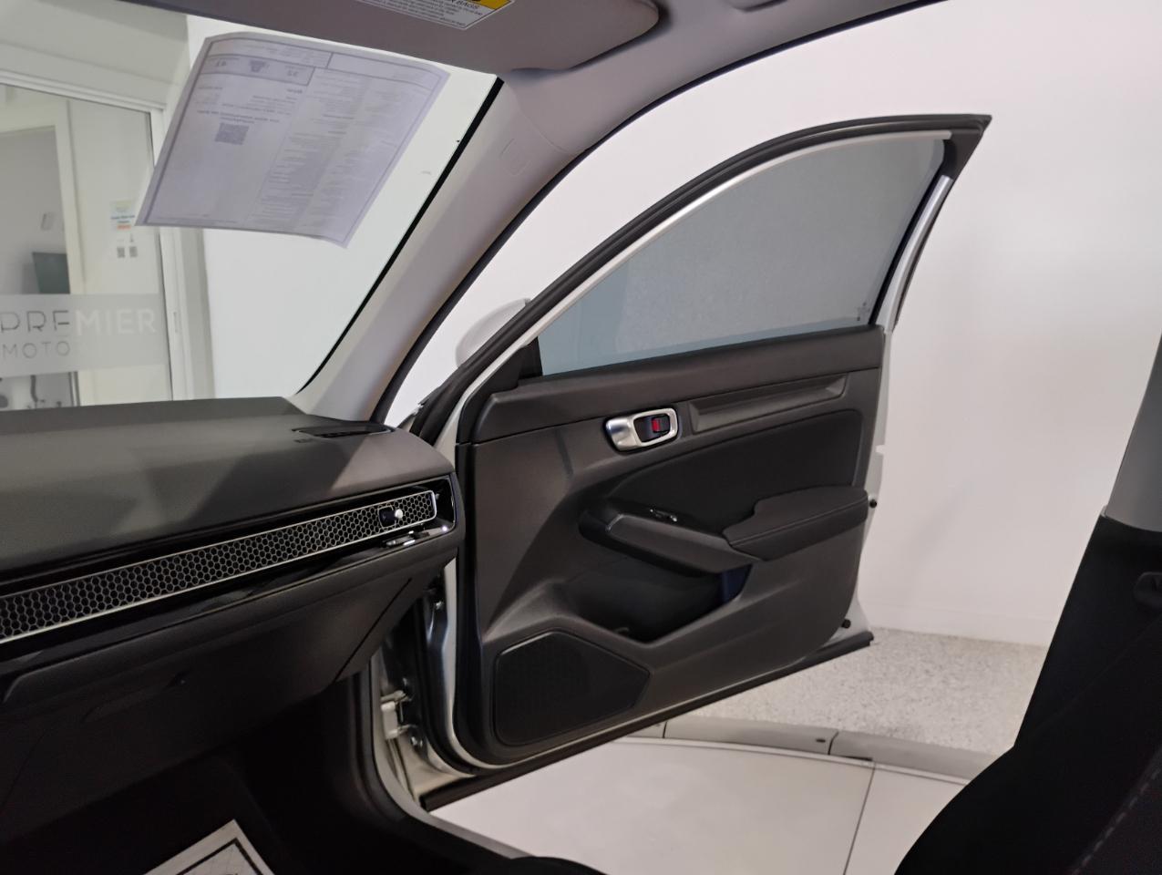Honda Civic LX Sedan CVT 2025