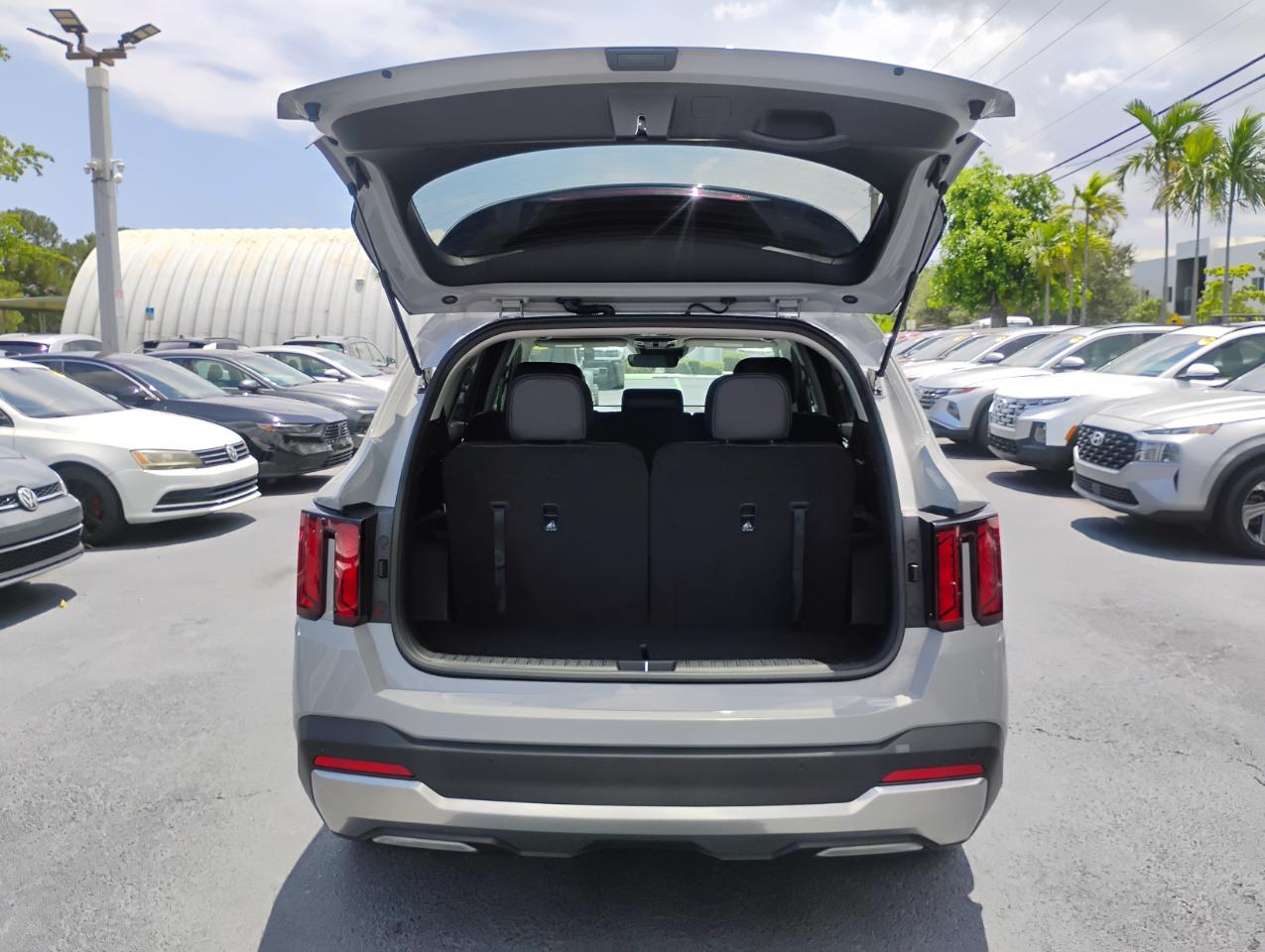 Kia Sorento S 2WD 2024