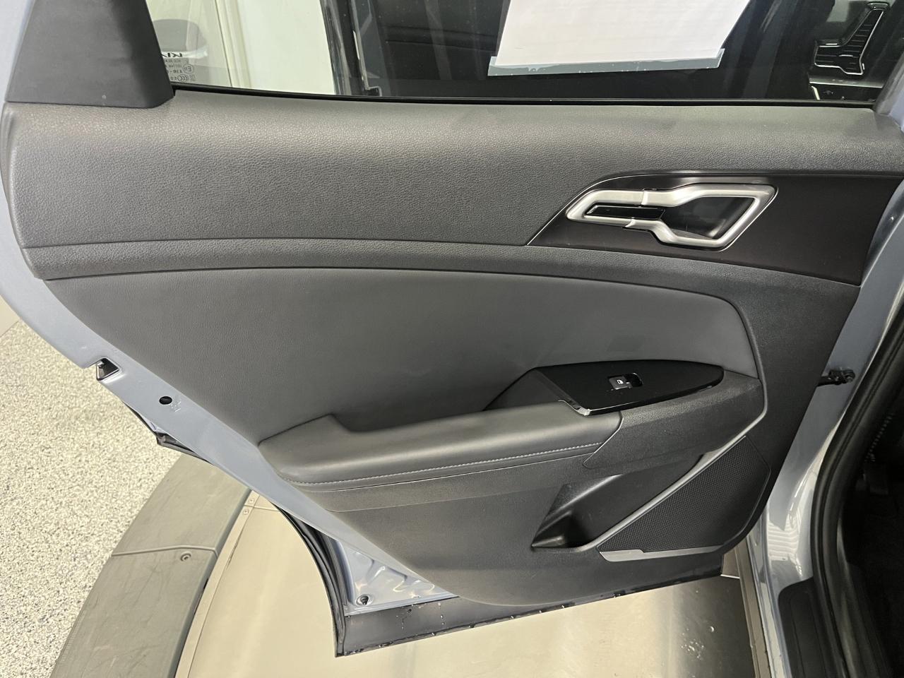 Kia Sportage EX FWD 2025