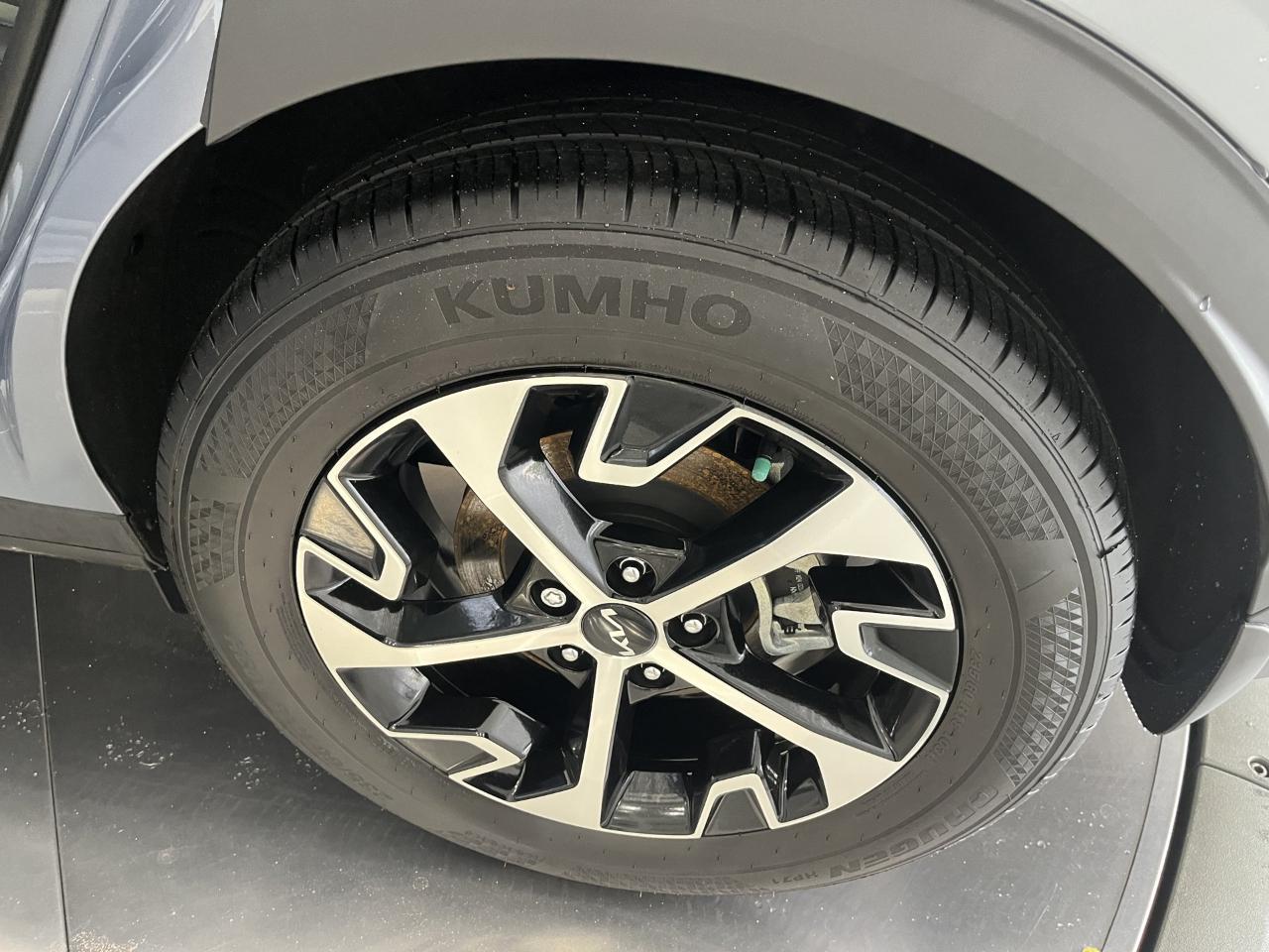 Kia Sportage EX FWD 2025