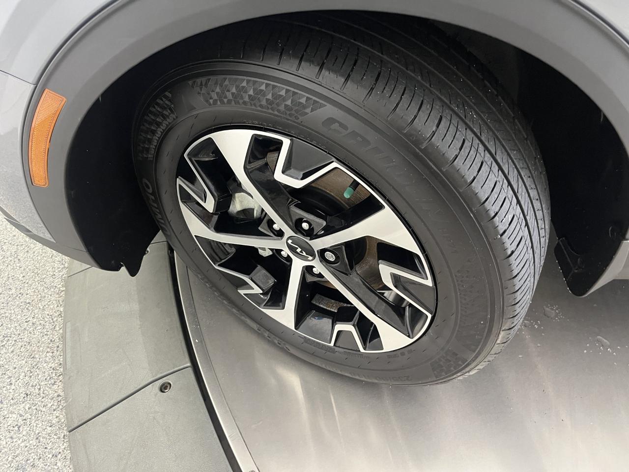 Kia Sportage EX FWD 2025