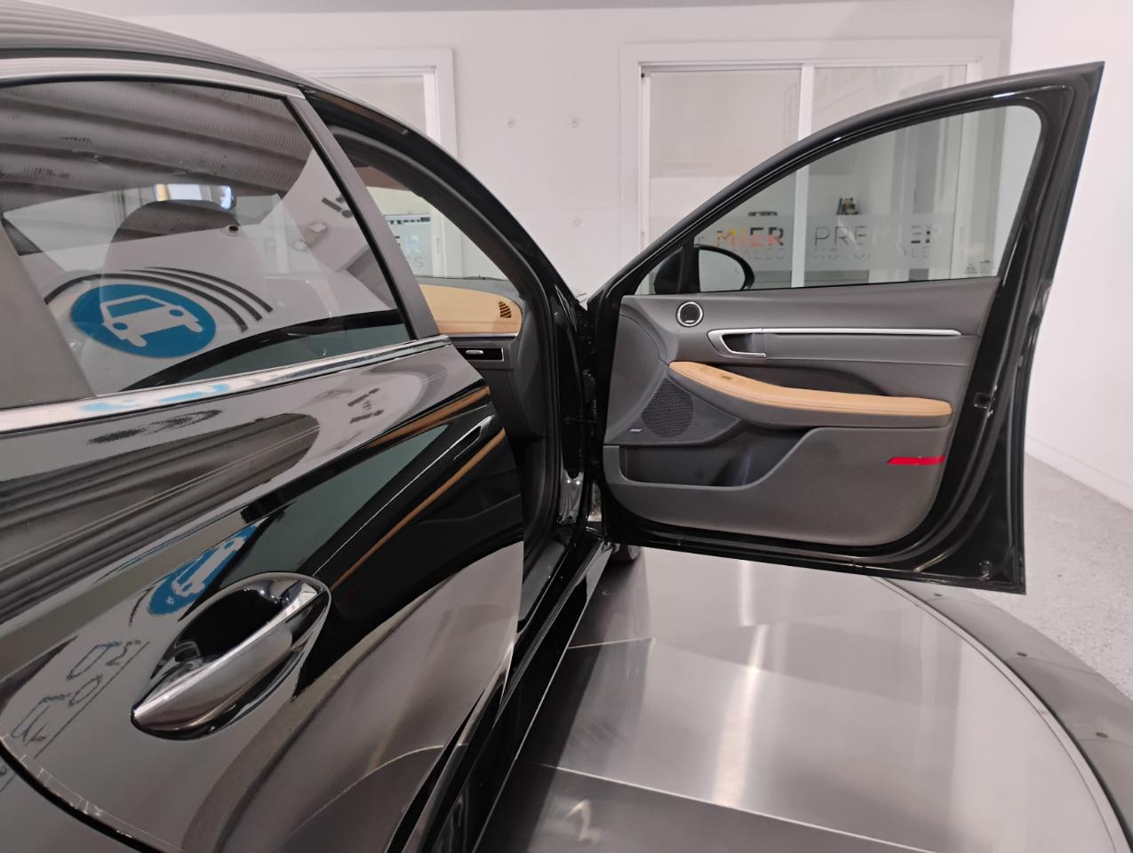 Hyundai Sonata Limited 2021