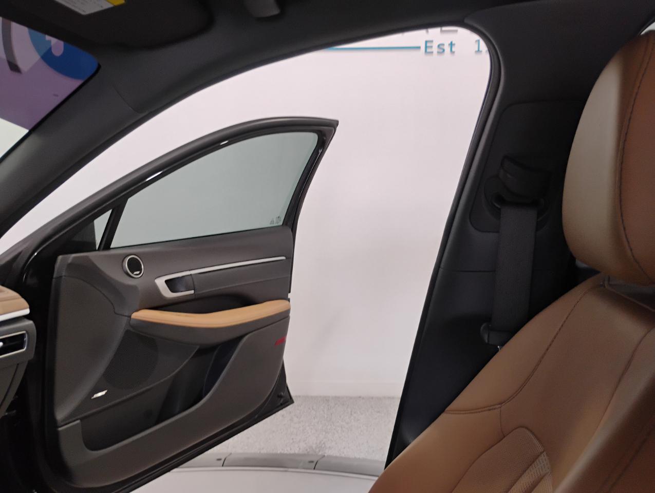 Hyundai Sonata Limited 2021