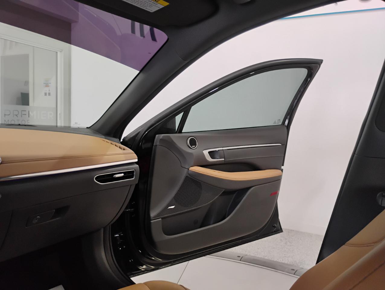 Hyundai Sonata Limited 2021