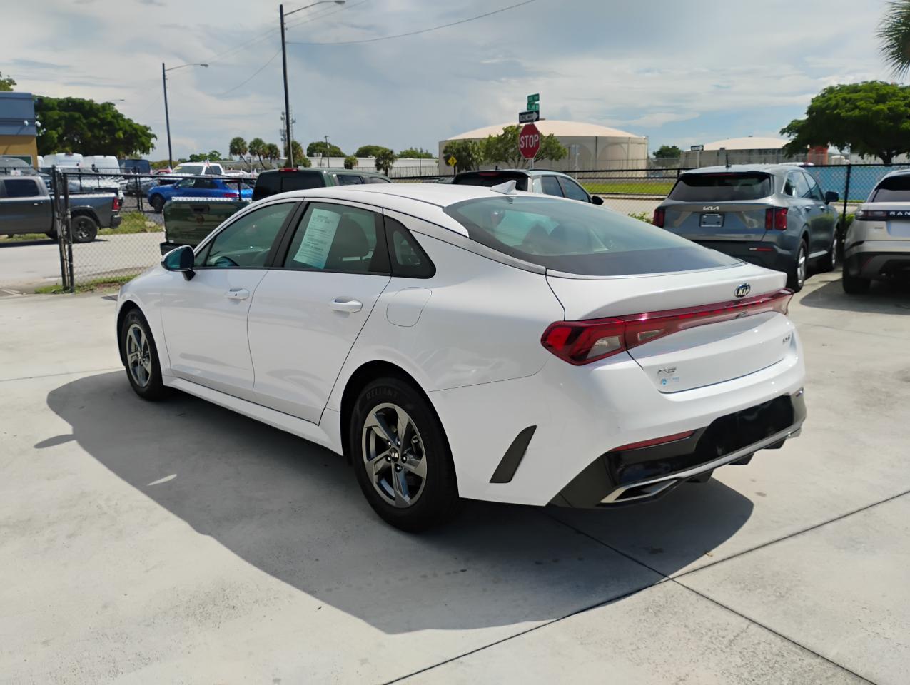 Kia K5 LXS 2021