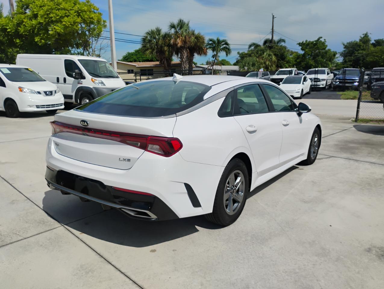 Kia K5 LXS 2021