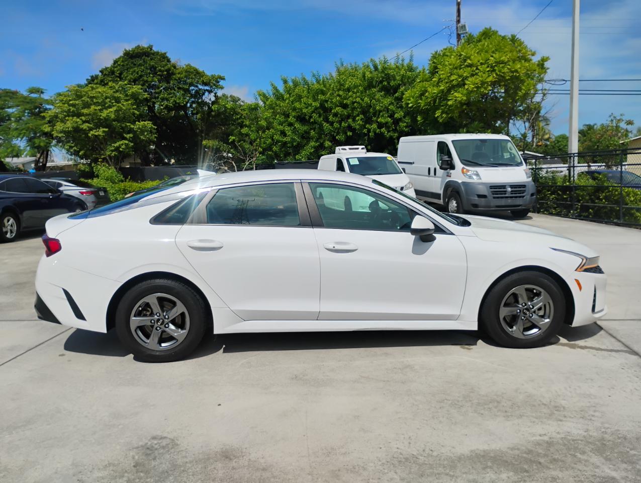 Kia K5 LXS 2021