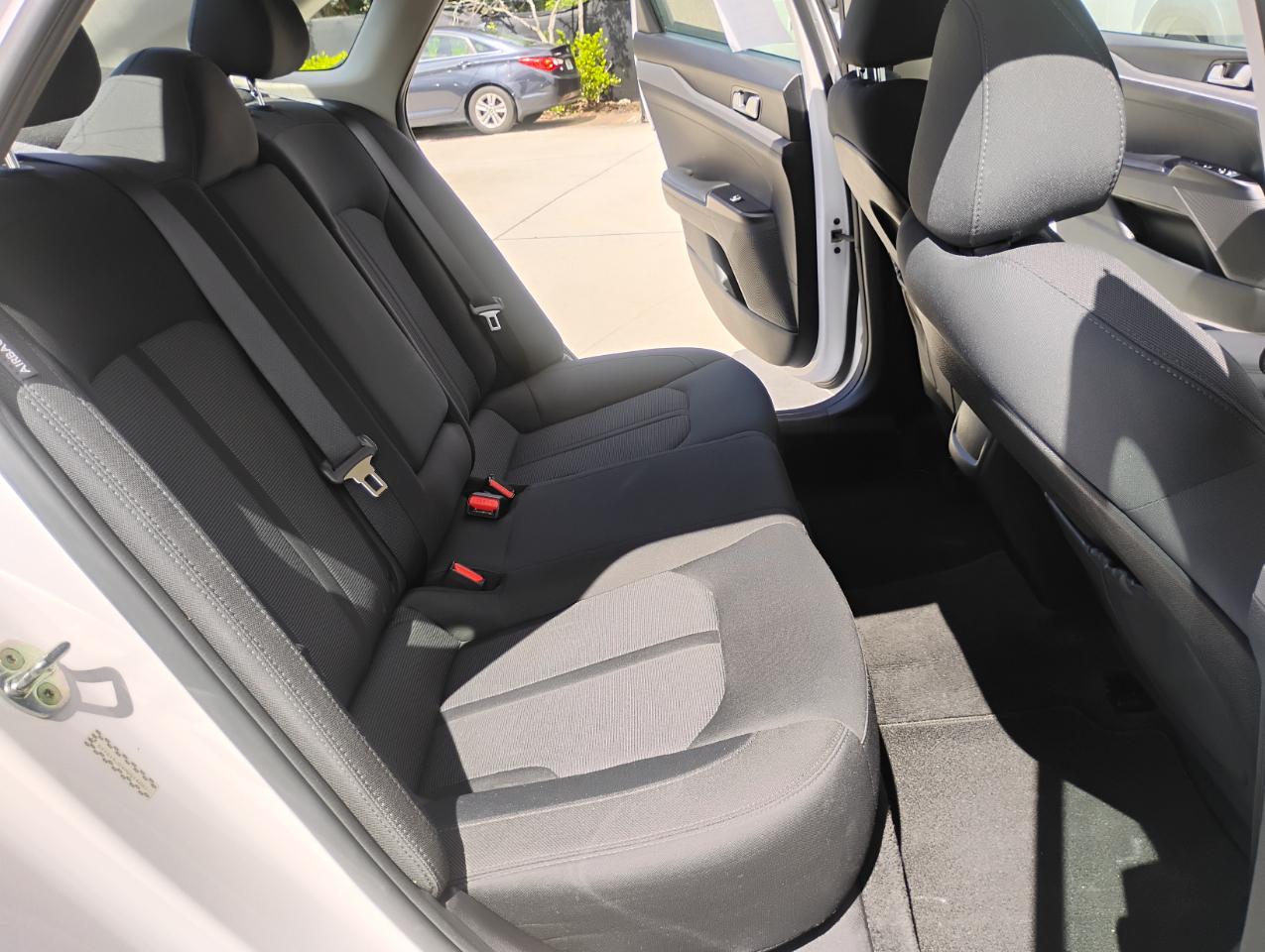 Kia K5 LXS 2021