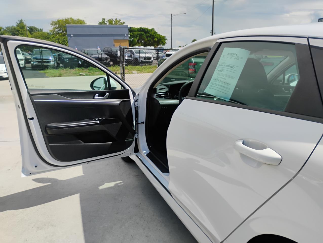 Kia K5 LXS 2021